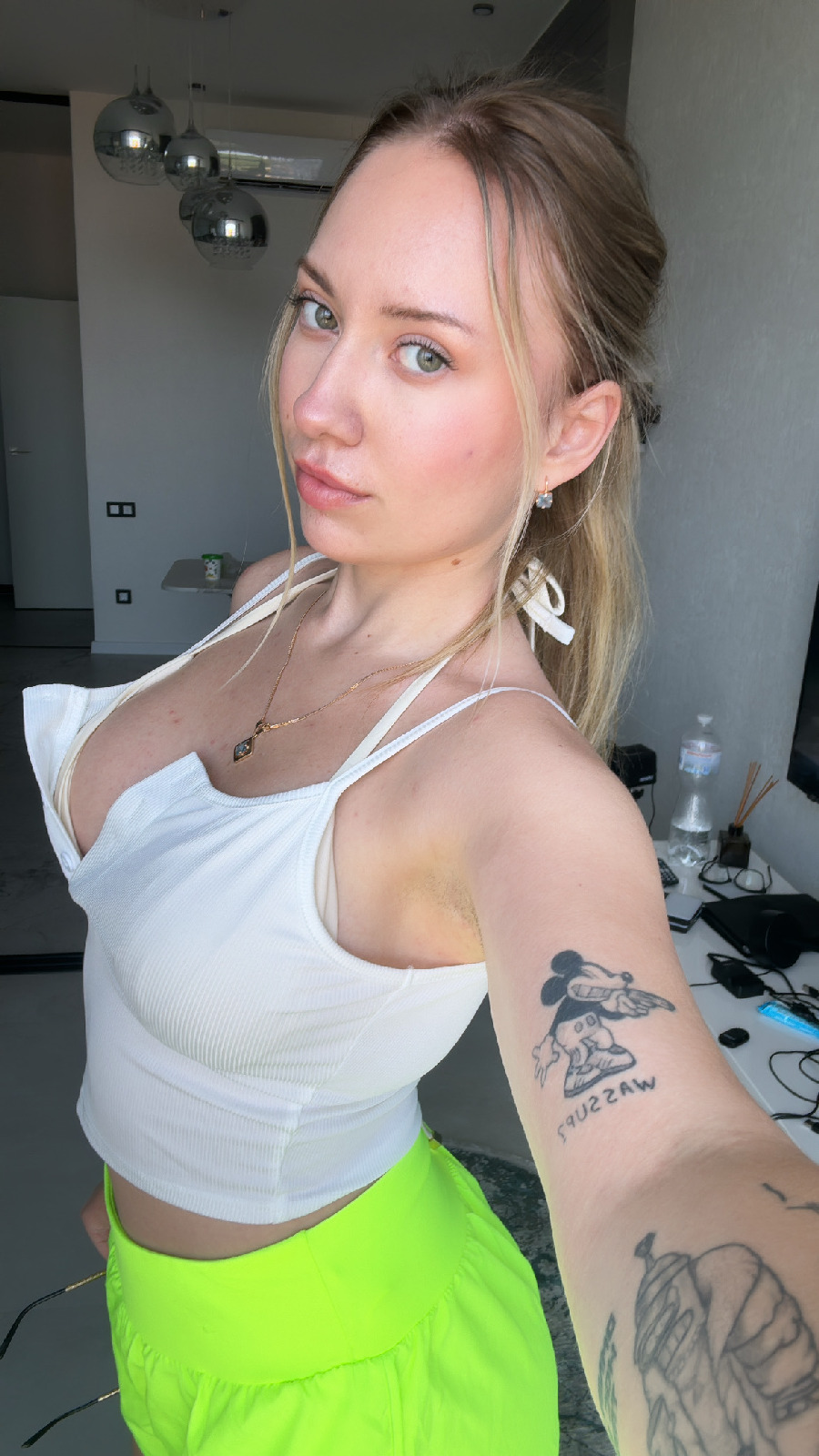 KateV in her underwear in Pekanbaru