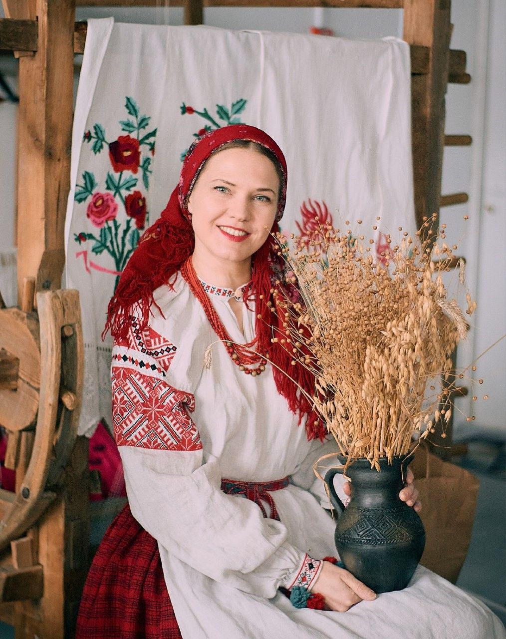 Women in Slavic costumes in Pekanbaru