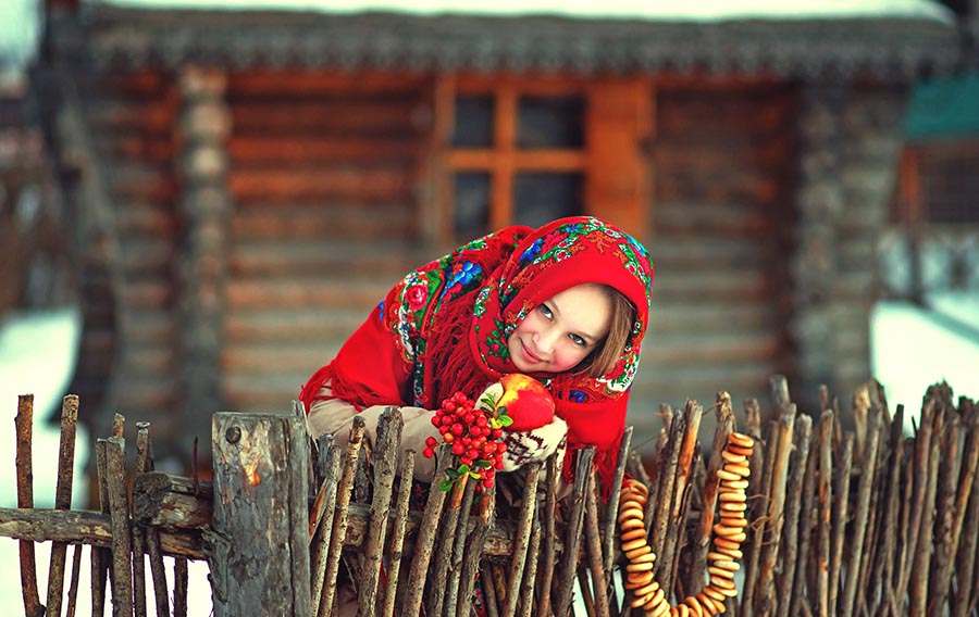 Sexy girl Women in Slavic costumes in Pekanbaru